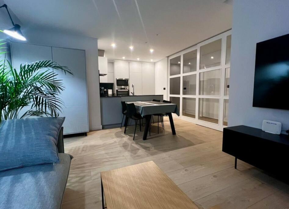 Malecon 47 Apartamento Reformado En Primera Linea Apartment Muxia Ngoại thất bức ảnh